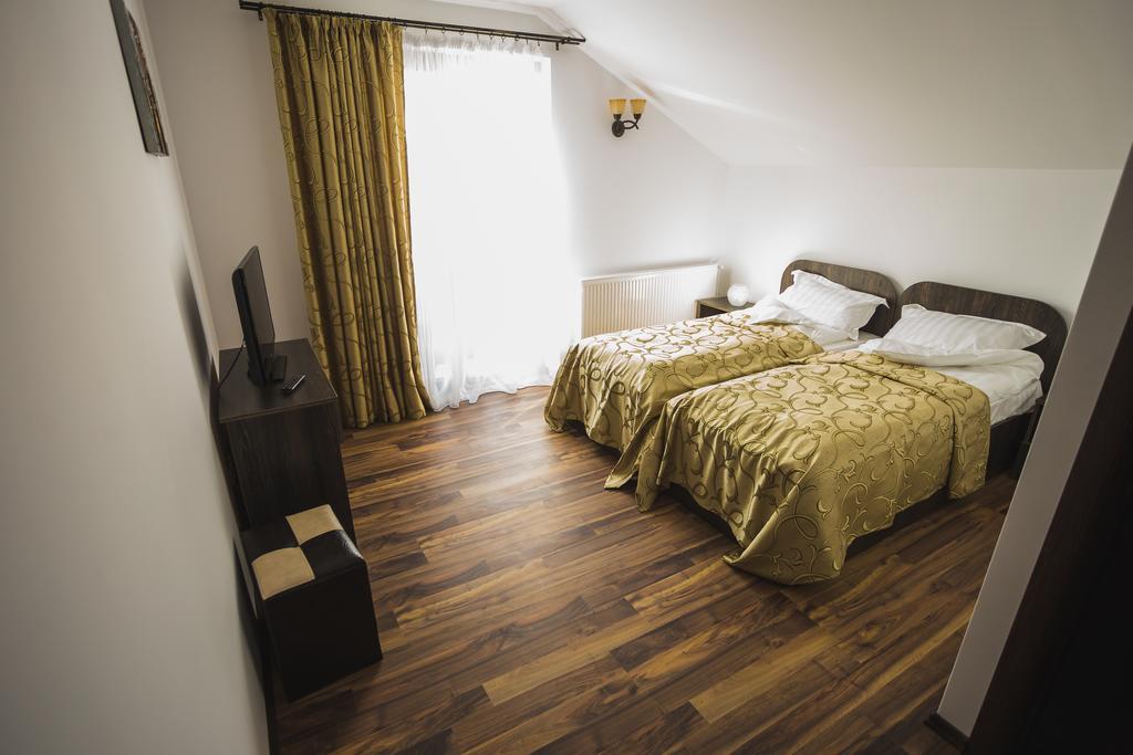 Casa Cu Nuc Otel Brebeni Dış mekan fotoğraf