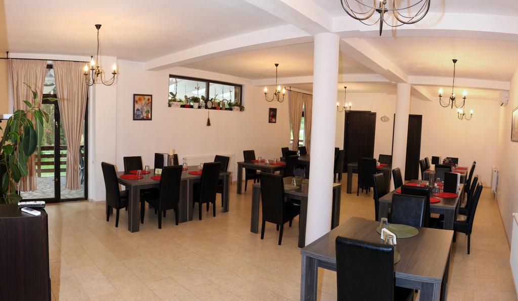 Casa Cu Nuc Otel Brebeni Dış mekan fotoğraf